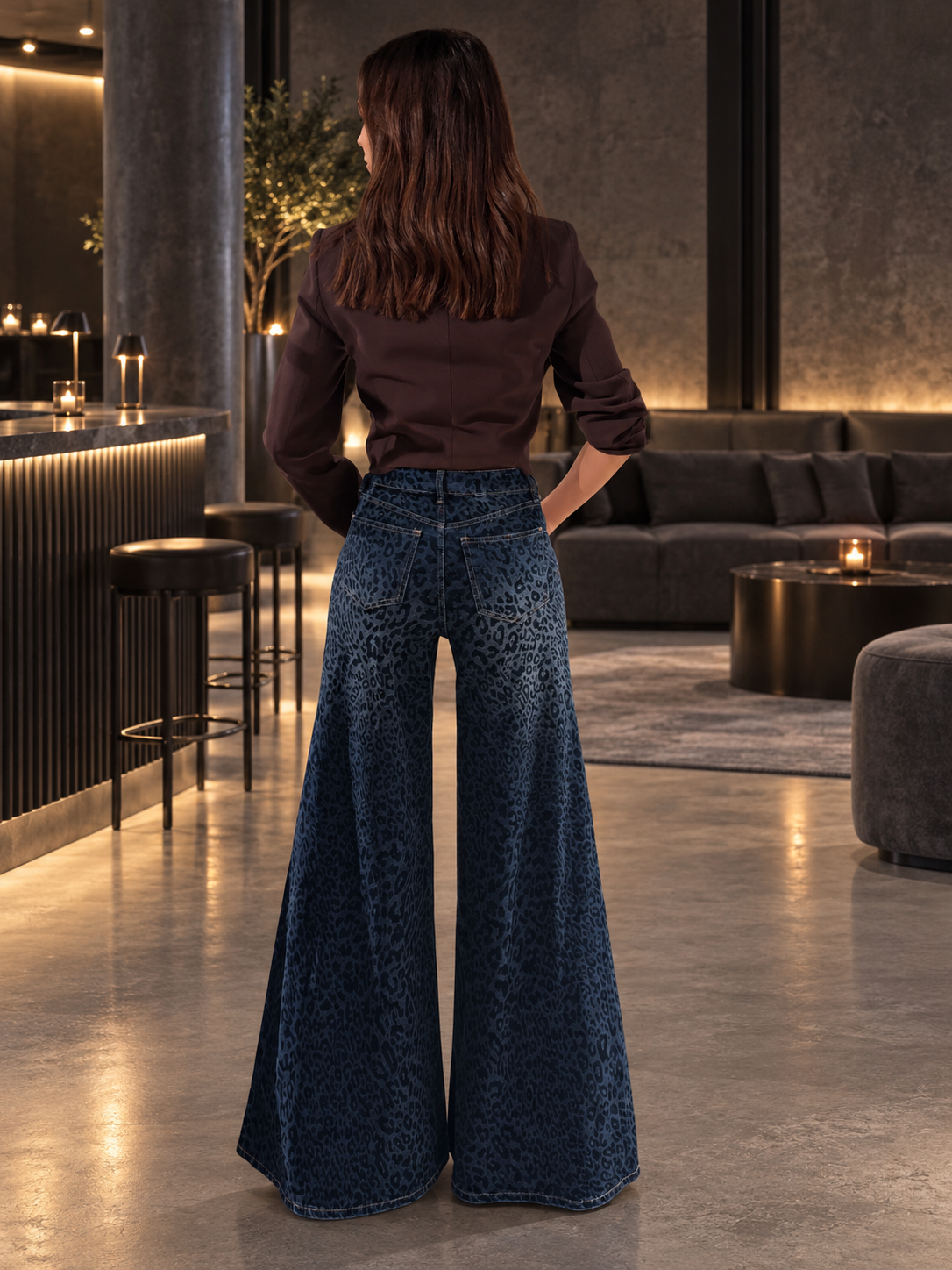 Wide-Leg Jeans mit Leo-Muster