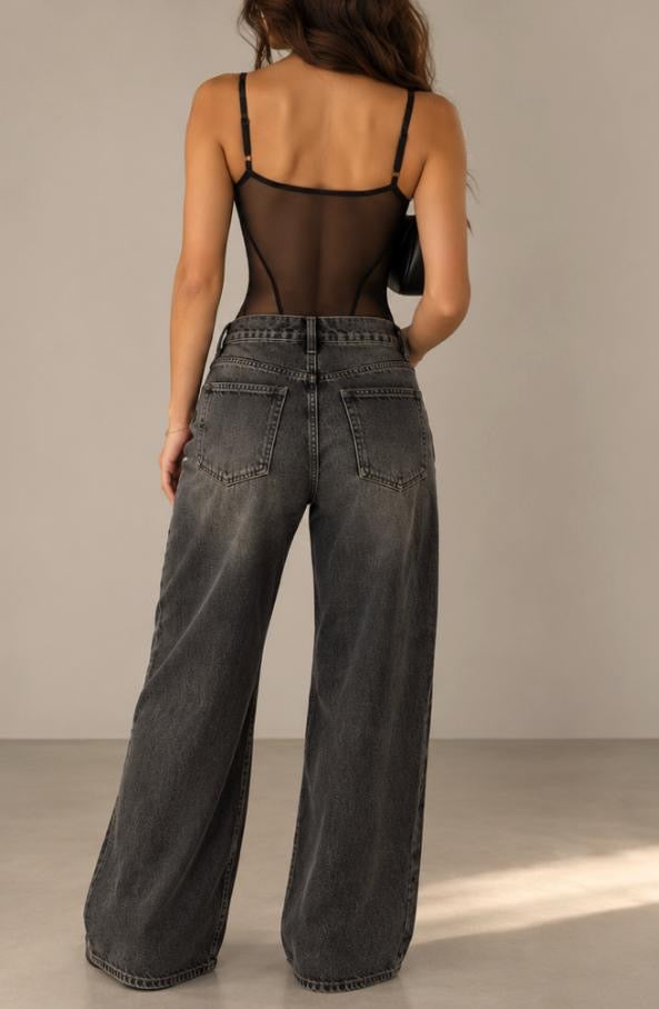 Body mit transparenten Mesh-Einsätzen