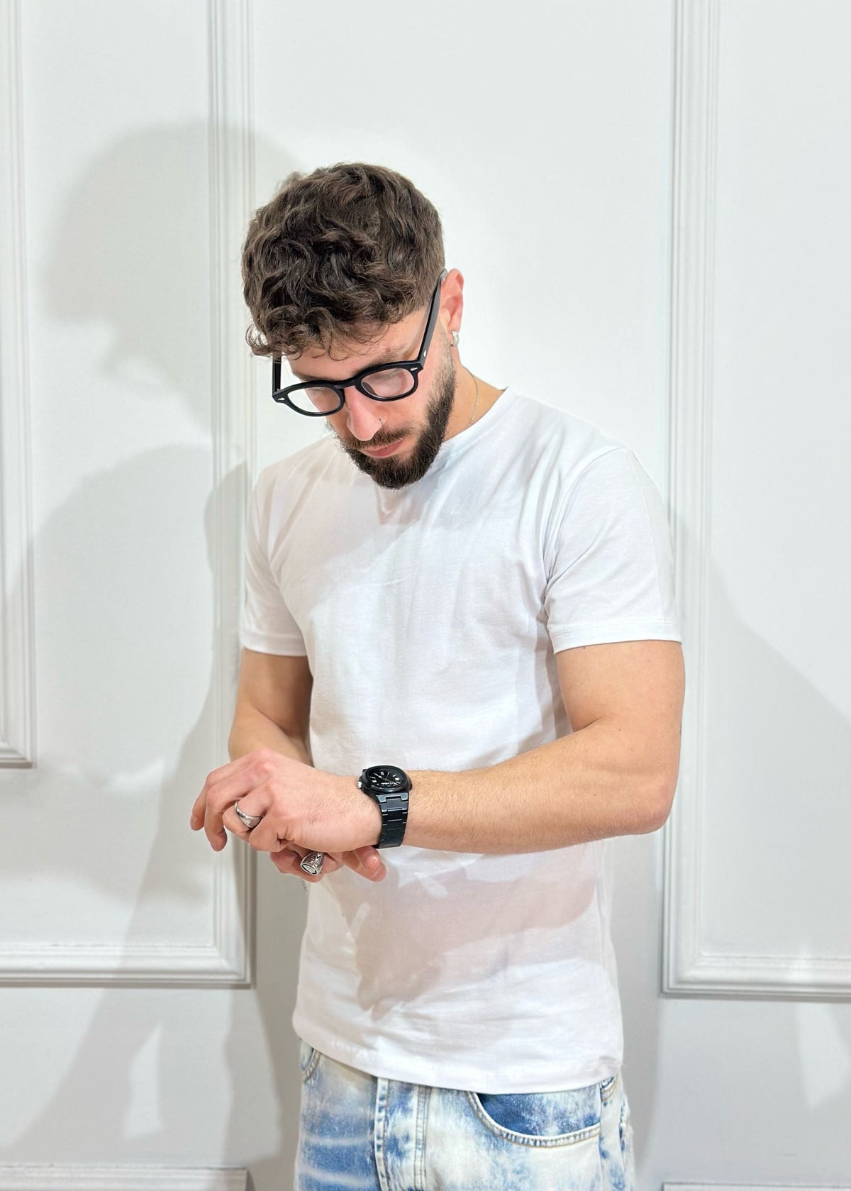 Basic T-Shirt mit Rundhalsschnitt