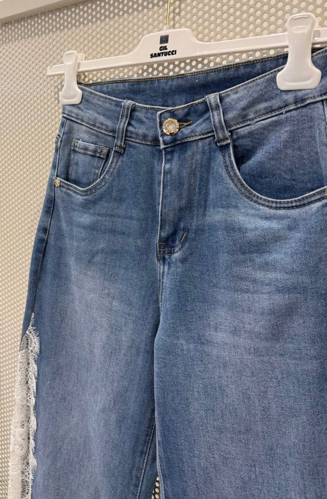 Jeans mit spitze