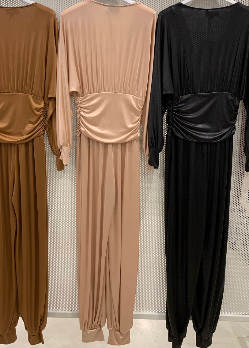 Gil Santucci Overall