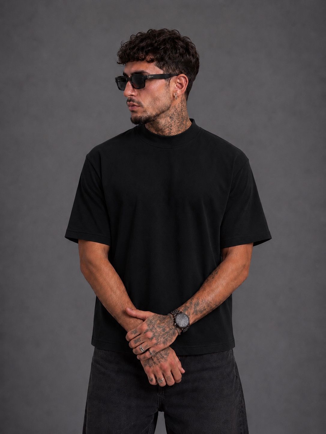 Premium T-Shirt in Relaxed Fit