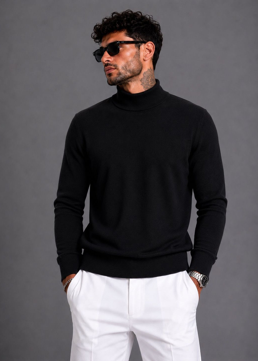 Feinstrickpullover mit hohem kragen