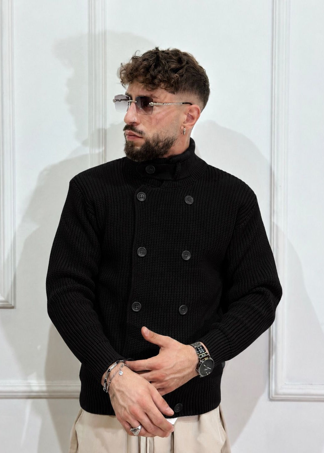 Herren Strickpullover mit Stehkragen und Knöpfen