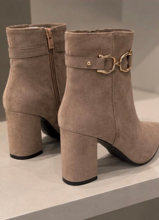 Khaki Ankle-Boots in Veloursoptik