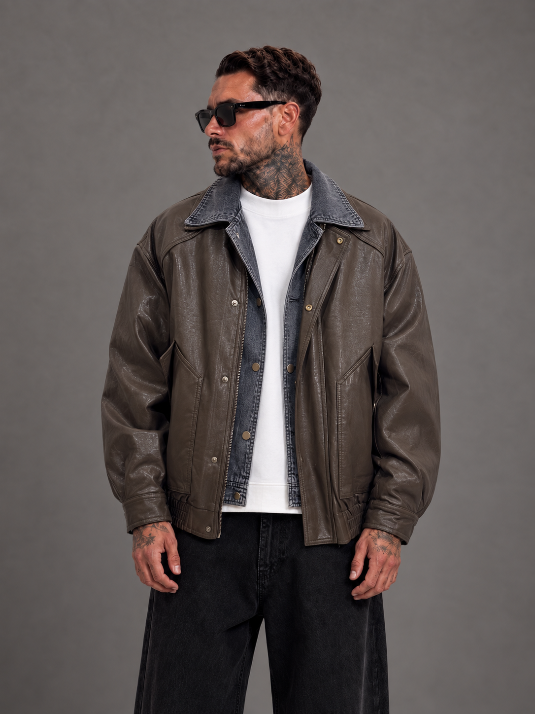 Oversize Jacke in Lederoptik mit Denim-Layering