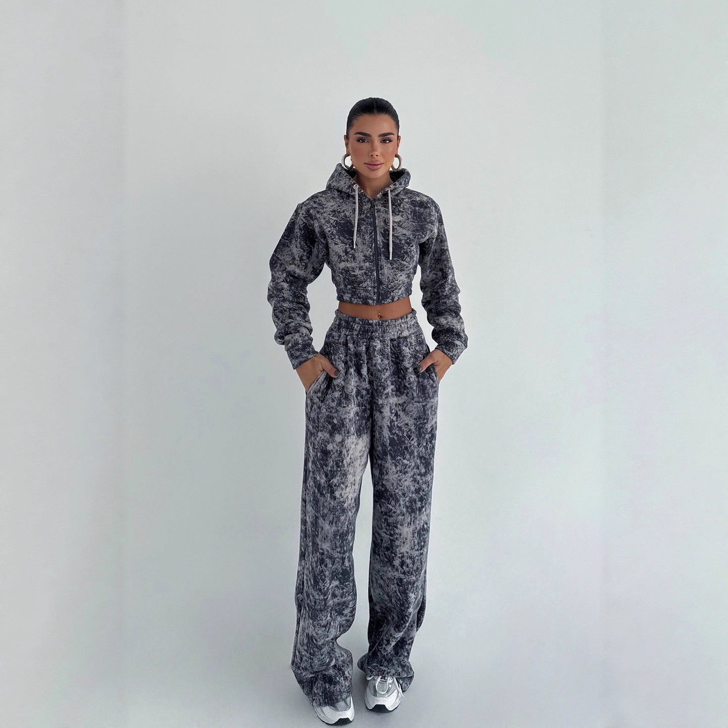 Printed Athletic Set With Zip-up Hoodie And Wide-leg Pants